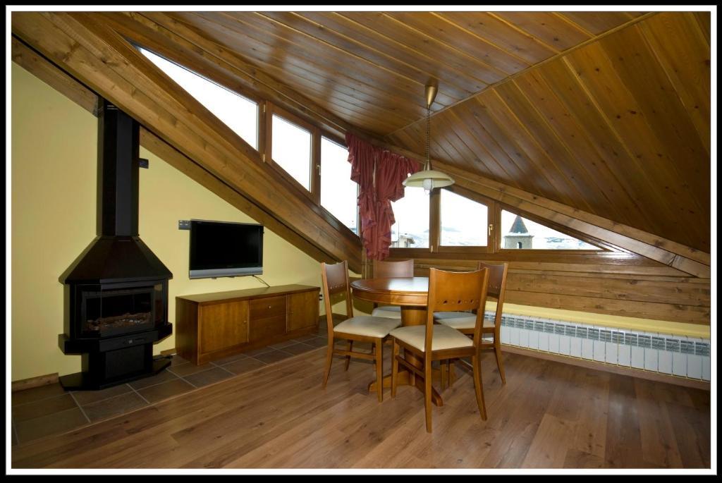 Hotel Roca Alp Cameră foto